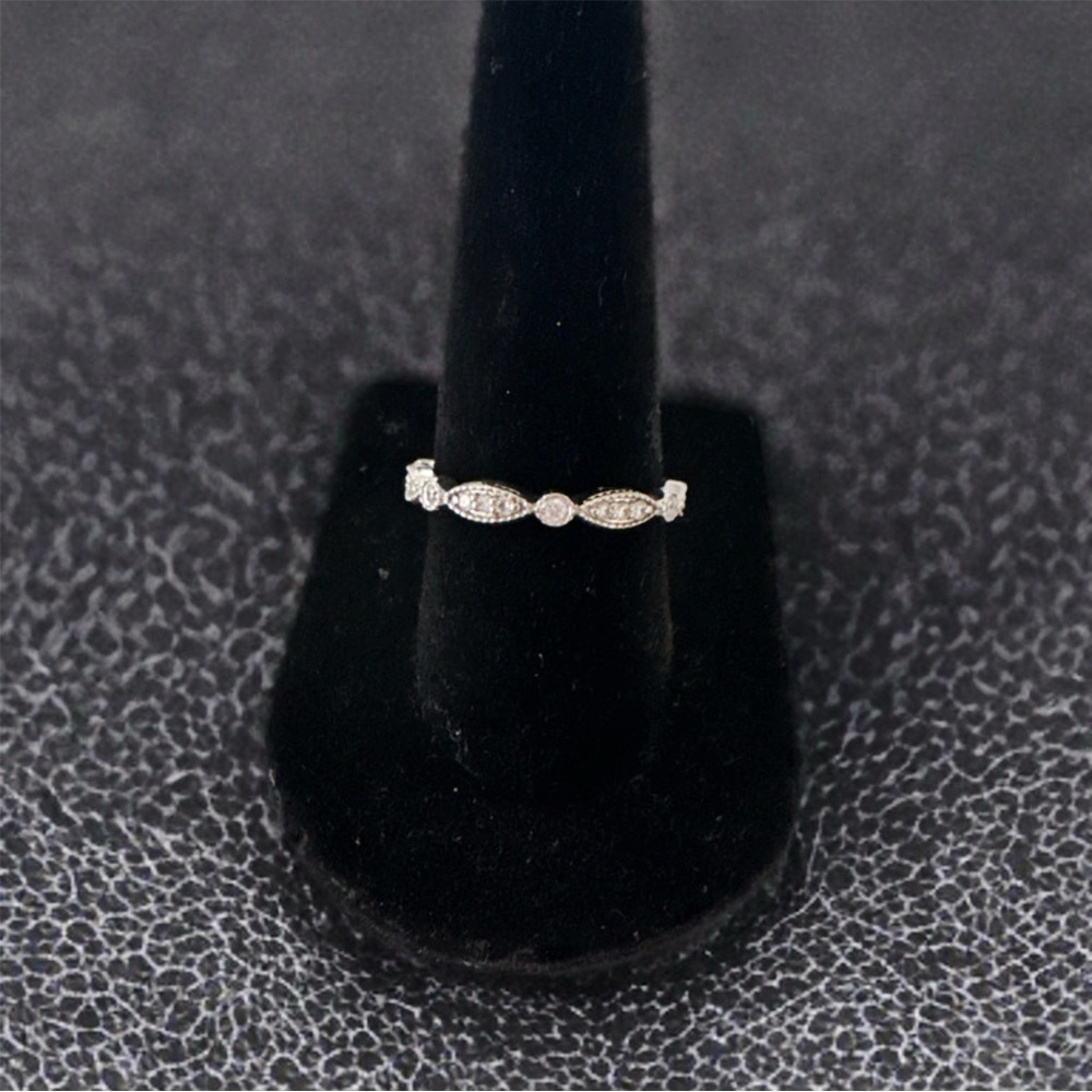 Kay Jewelers White Gold and Diamond Accent Band